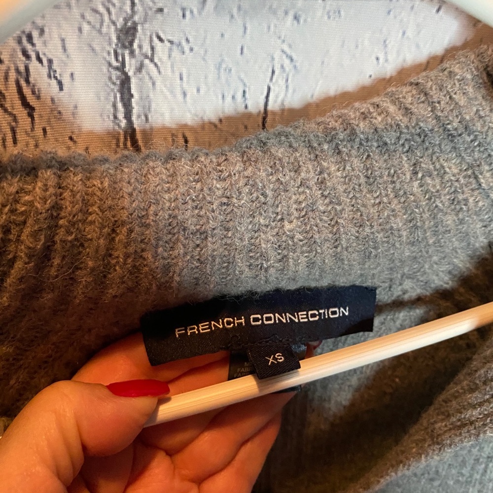 French Connection Grey Collared Polo Sweater Size… - image 4